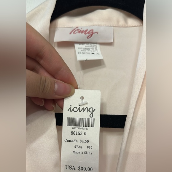 Bridesmaid Robe - Picture 3 of 4